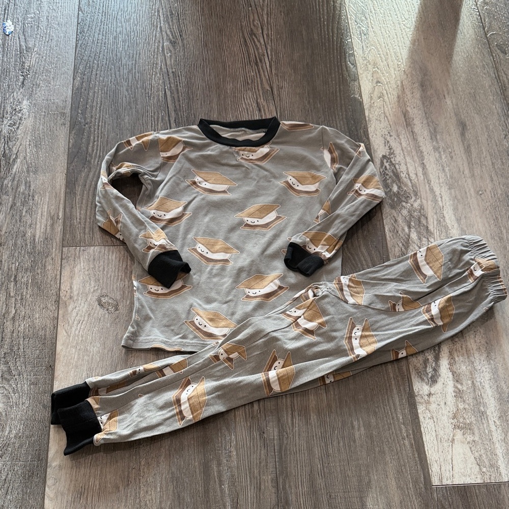 Whistle & Flute Kids Smores Pajama Set with Fun Print
